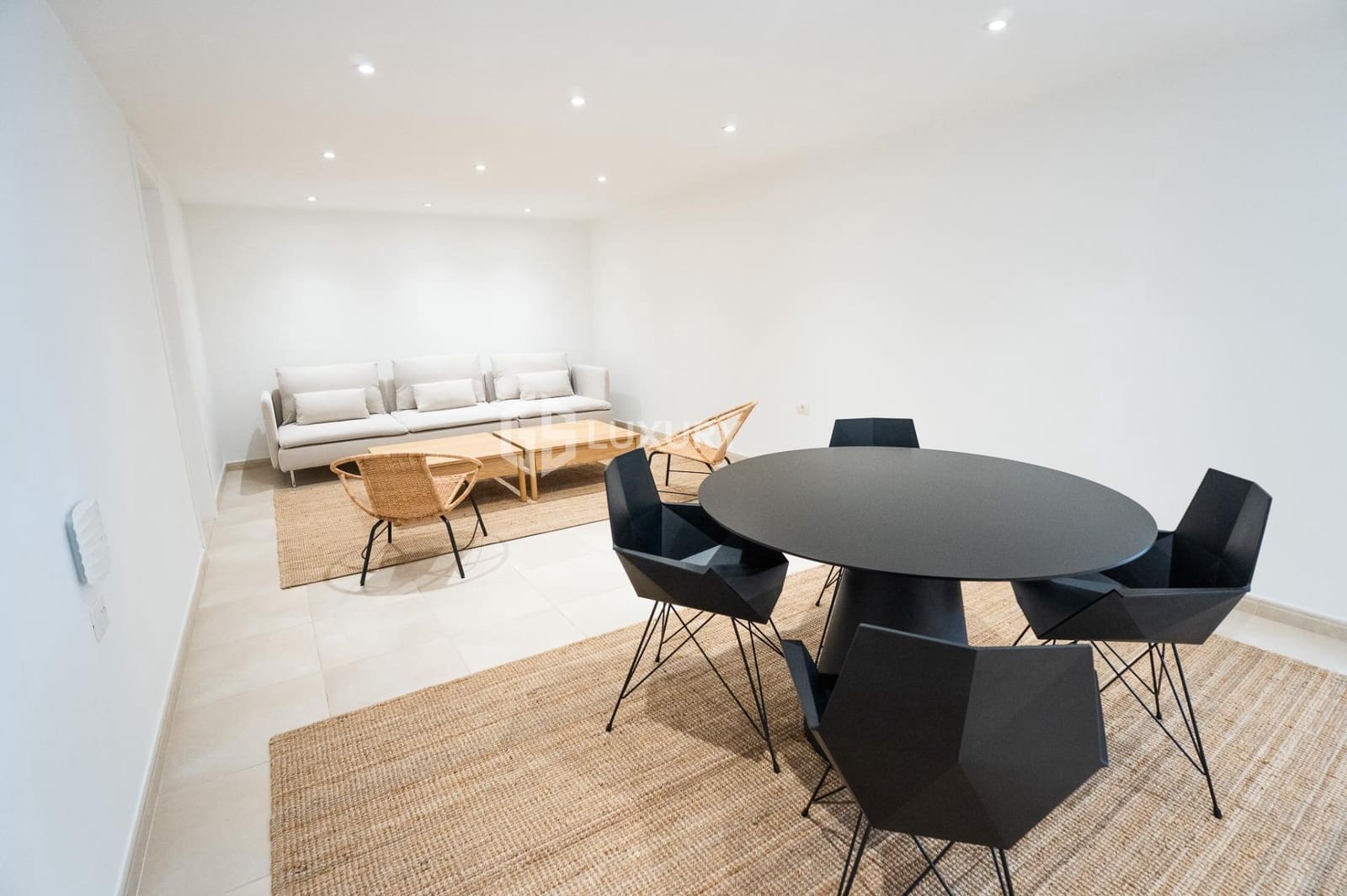 5 soverom Villa til salgs i La Caleta Adeje med svømmebasseng garasje - € 3 300 000 (Ref: 9537348)