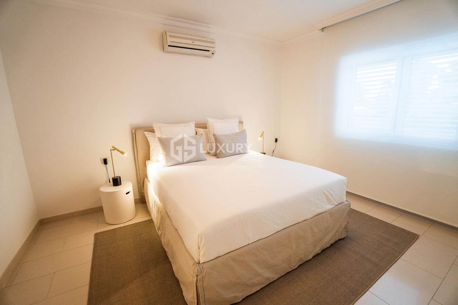 5 soverom Villa til salgs i La Caleta Adeje med svømmebasseng garasje - € 3 300 000 (Ref: 9537348)