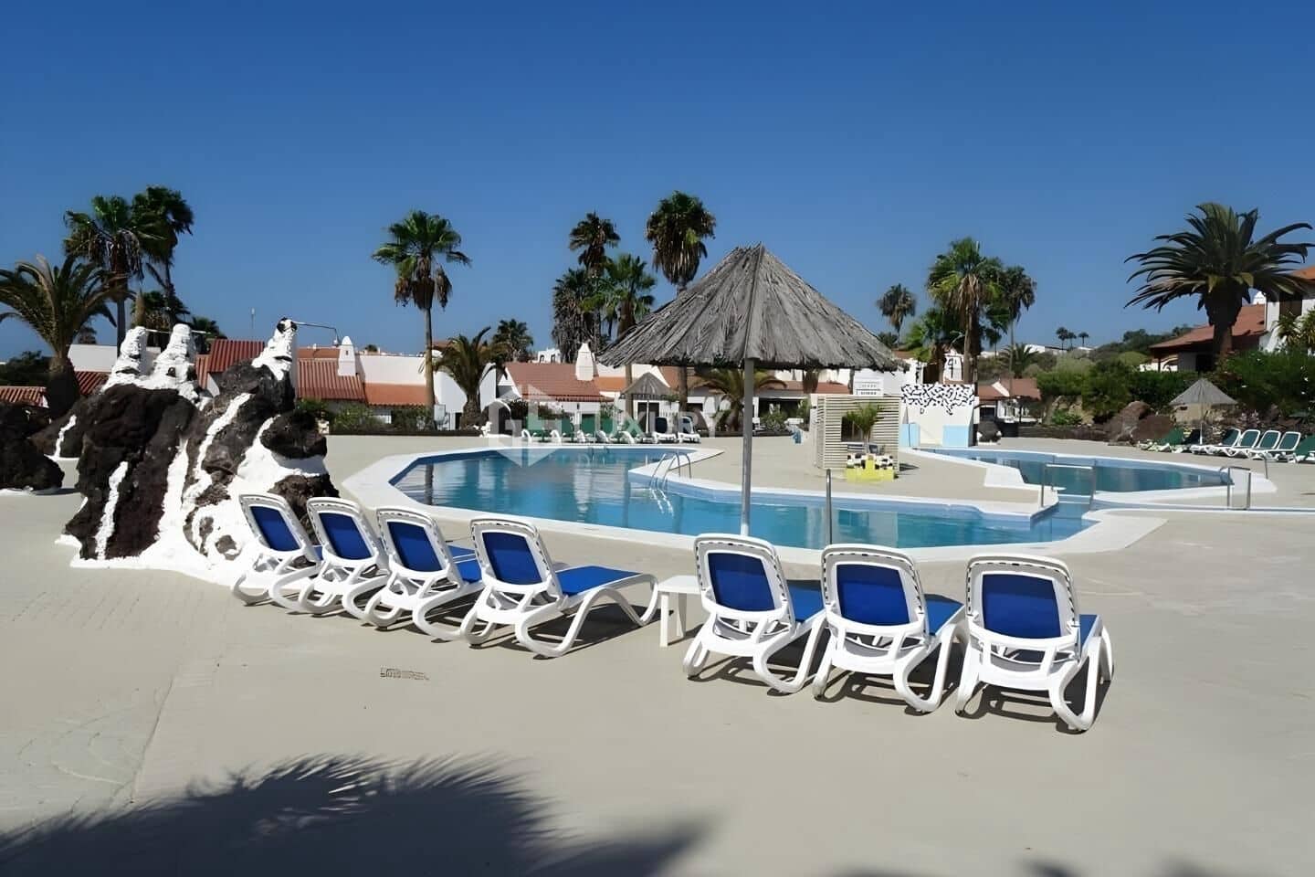 3 chambre Villa/Maison Mitoyenne à vendre à San Miguel de Abona avec piscine garage - 699 000 € (Ref: 9541659)