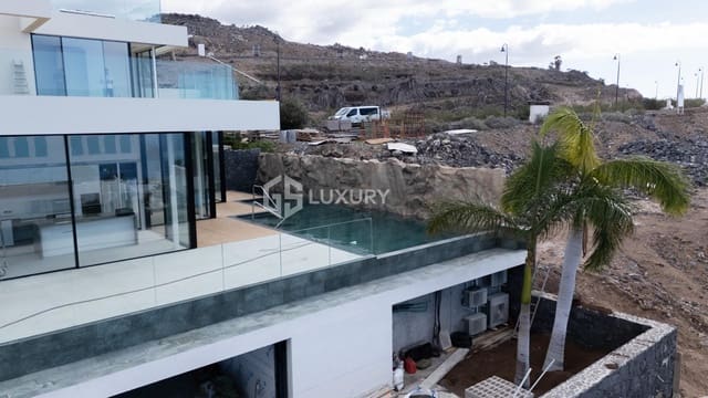 4 sypialnia Willa na sprzedaż w Guía de Isora z basenem garażem - 6 900 000 € (Ref: 9548442)