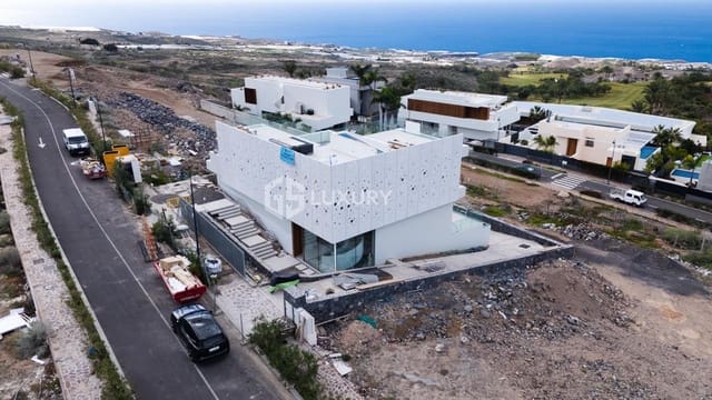 4 sypialnia Willa na sprzedaż w Guía de Isora z basenem garażem - 6 900 000 € (Ref: 9548442)