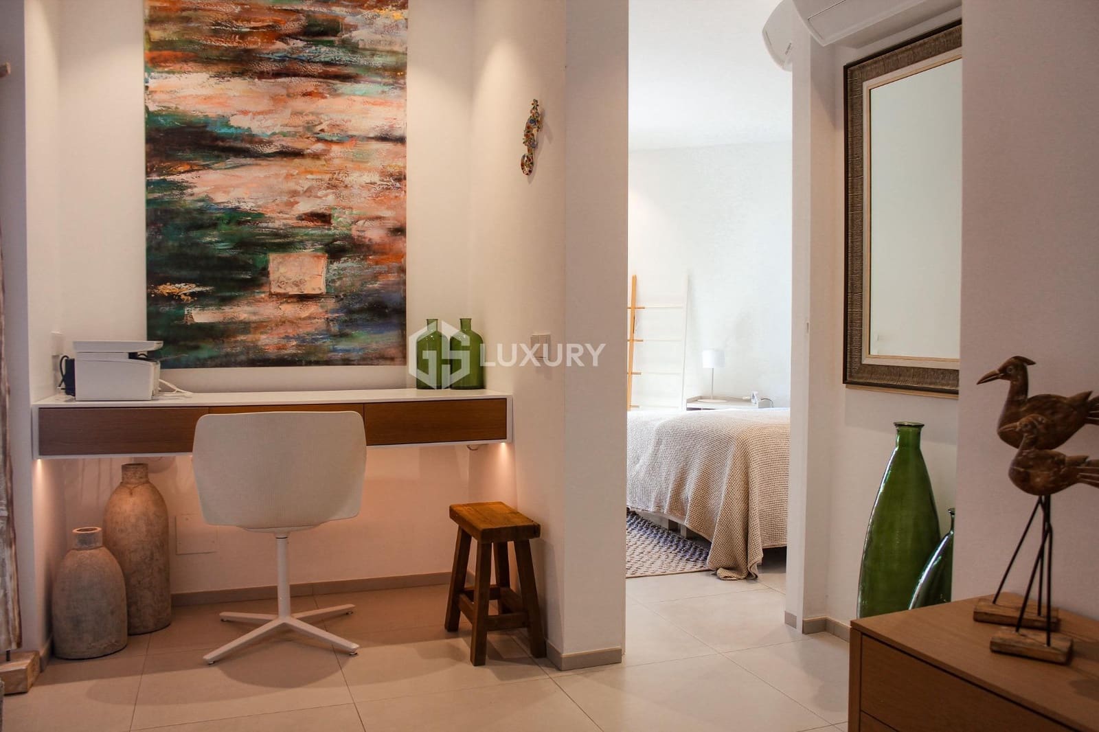 Apartamento de 2 habitaciones en Palm-Mar en venta con piscina garaje - 945.000 € (Ref: 9548444)