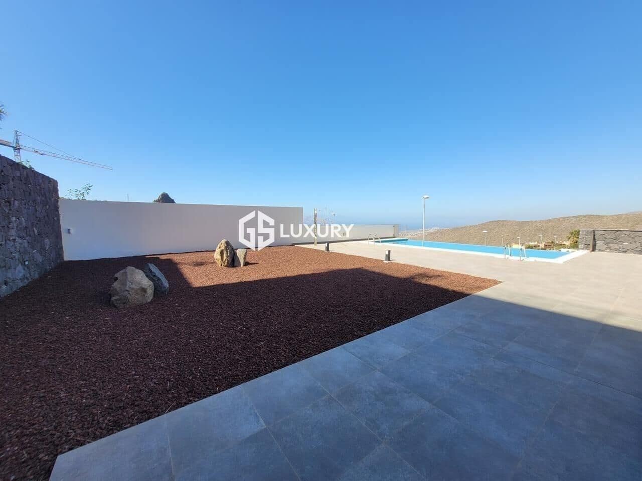 4 bedroom Villa for sale in Costa Adeje with pool garage - € 1,900,000 (Ref: 9625929)