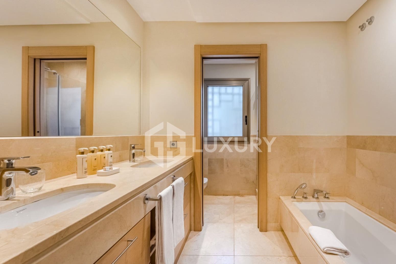 2 chambre Appartement à vendre à Guia de Isora avec garage - 720 000 € (Ref: 9676054)