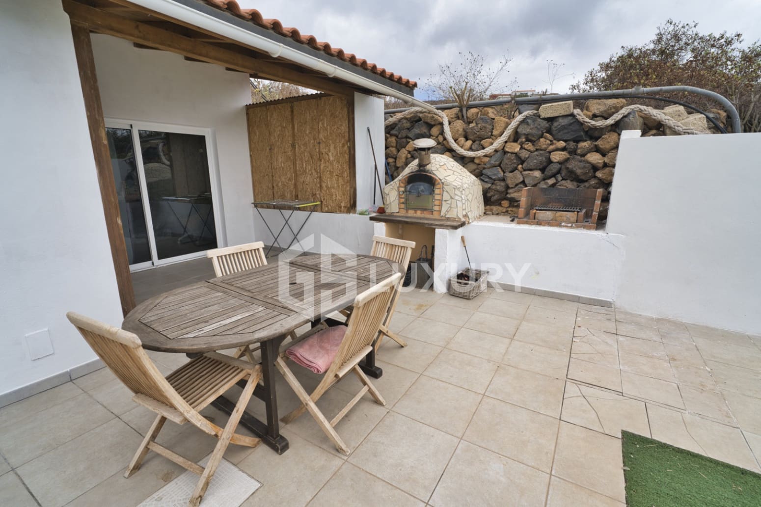 6 soverom Villa til salgs i San Miguel de Abona med svømmebasseng garasje - € 860 000 (Ref: 9676056)