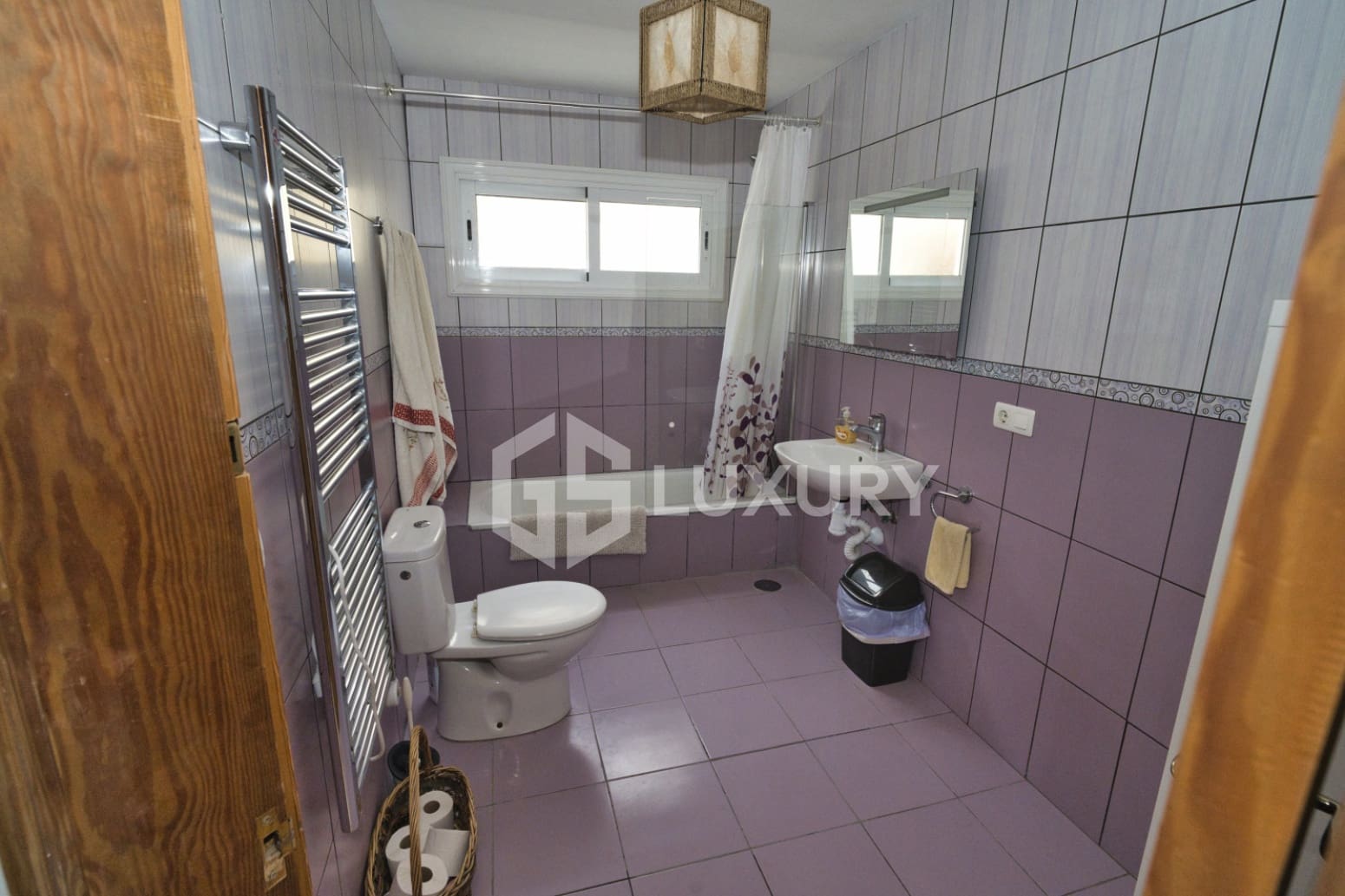 6 soverom Villa til salgs i San Miguel de Abona med svømmebasseng garasje - € 860 000 (Ref: 9676056)