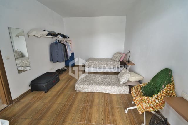 6 makuuhuone Huvila myytävänä paikassa San Miguel de Abona mukana uima-altaan 
autotalli - 860 000 € (Ref: 9676056)