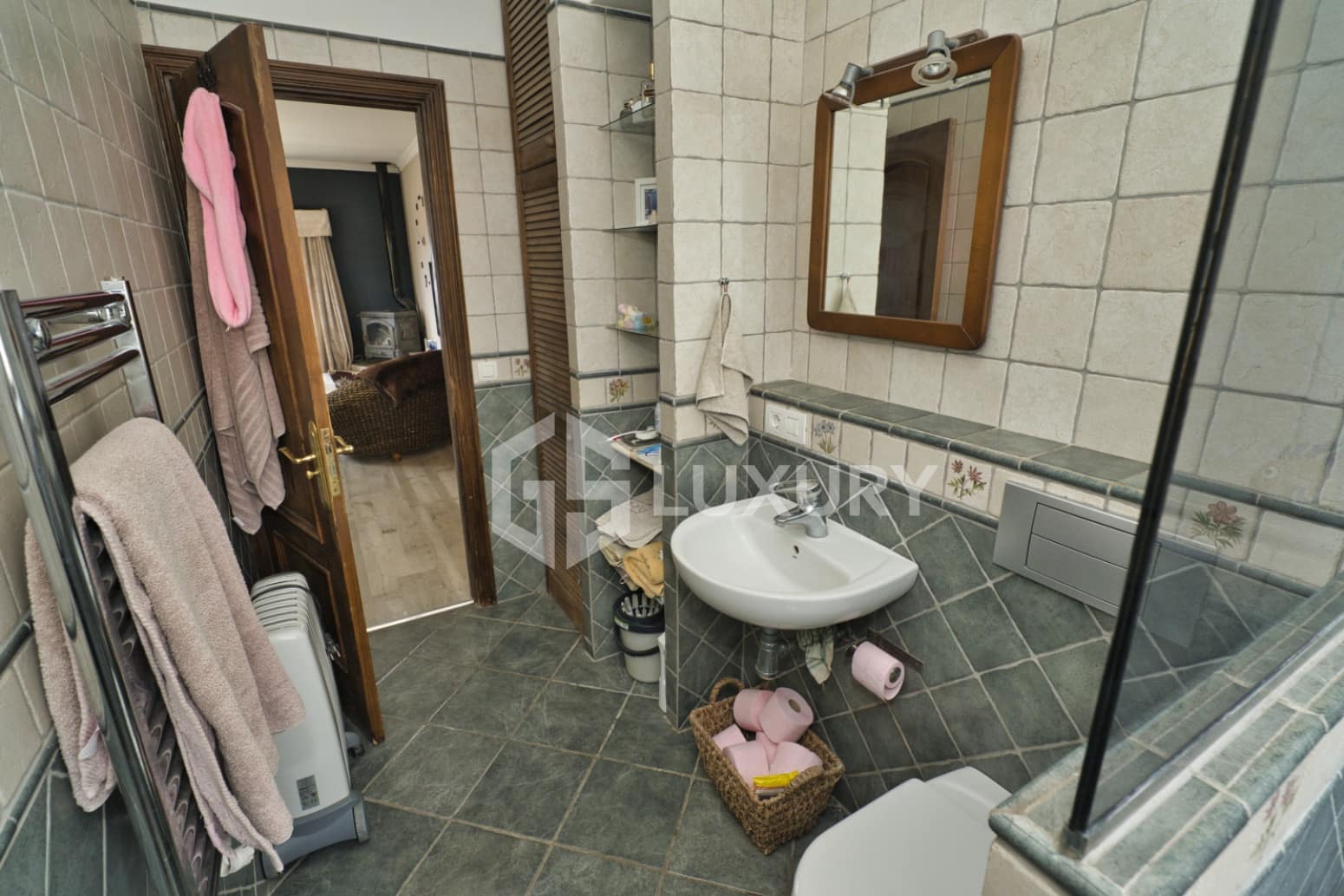 6 soverom Villa til salgs i San Miguel de Abona med svømmebasseng garasje - € 860 000 (Ref: 9676056)