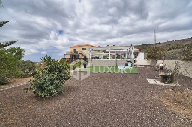 6 makuuhuone Huvila myytävänä paikassa San Miguel de Abona mukana uima-altaan 
autotalli - 860 000 € (Ref: 9676056)