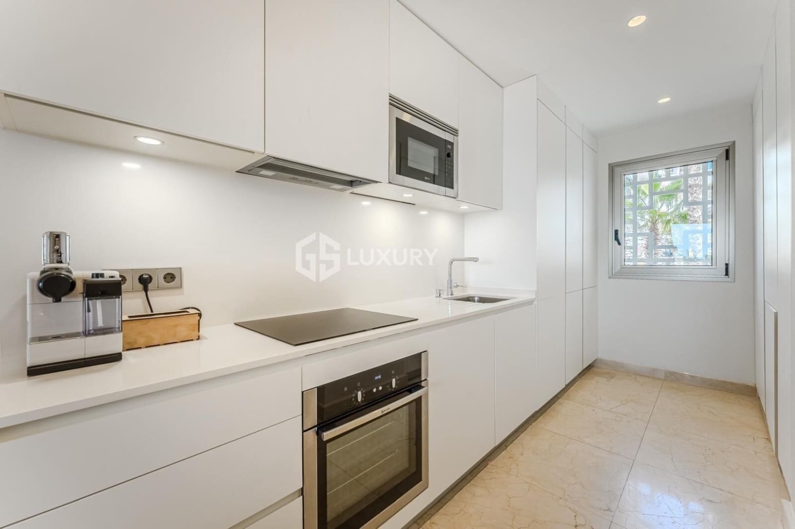 2 chambre Appartement à vendre à Guia de Isora avec garage - 798 000 € (Ref: 9676058)