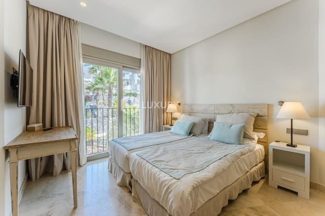 2 Zimmer Wohnung zu verkaufen in Guía de Isora mit Garage - 798.000 € (Ref: 9676058)