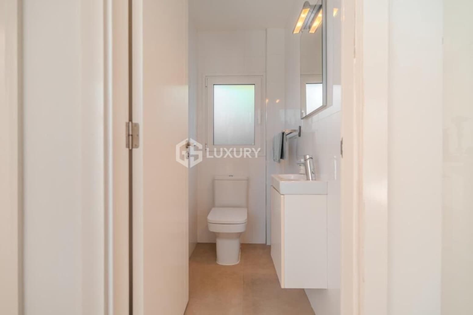 3 Zimmer Villa zu verkaufen in Adeje mit Garage - 1.100.000 € (Ref: 9676059)