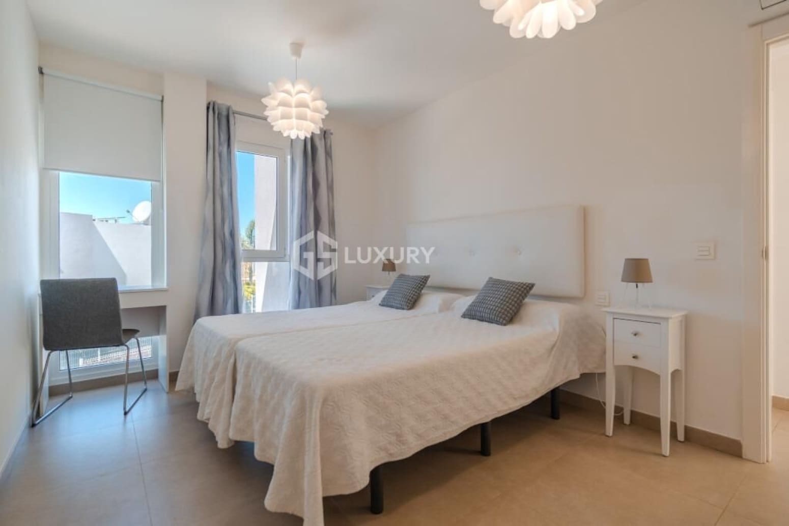 3 Zimmer Villa zu verkaufen in Adeje mit Garage - 1.100.000 € (Ref: 9676059)