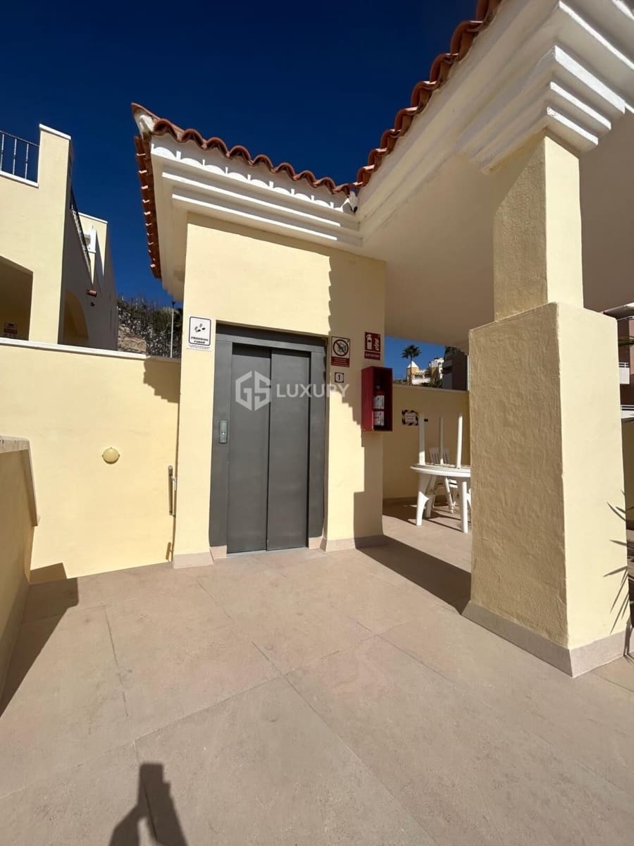 2 bedroom Flat for sale in Adeje - € 720,000 (Ref: 9676060)