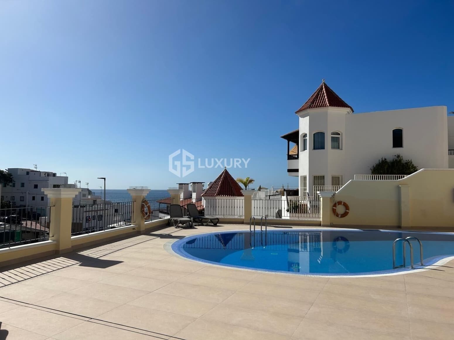 2 bedroom Flat for sale in Adeje - € 720,000 (Ref: 9676060)