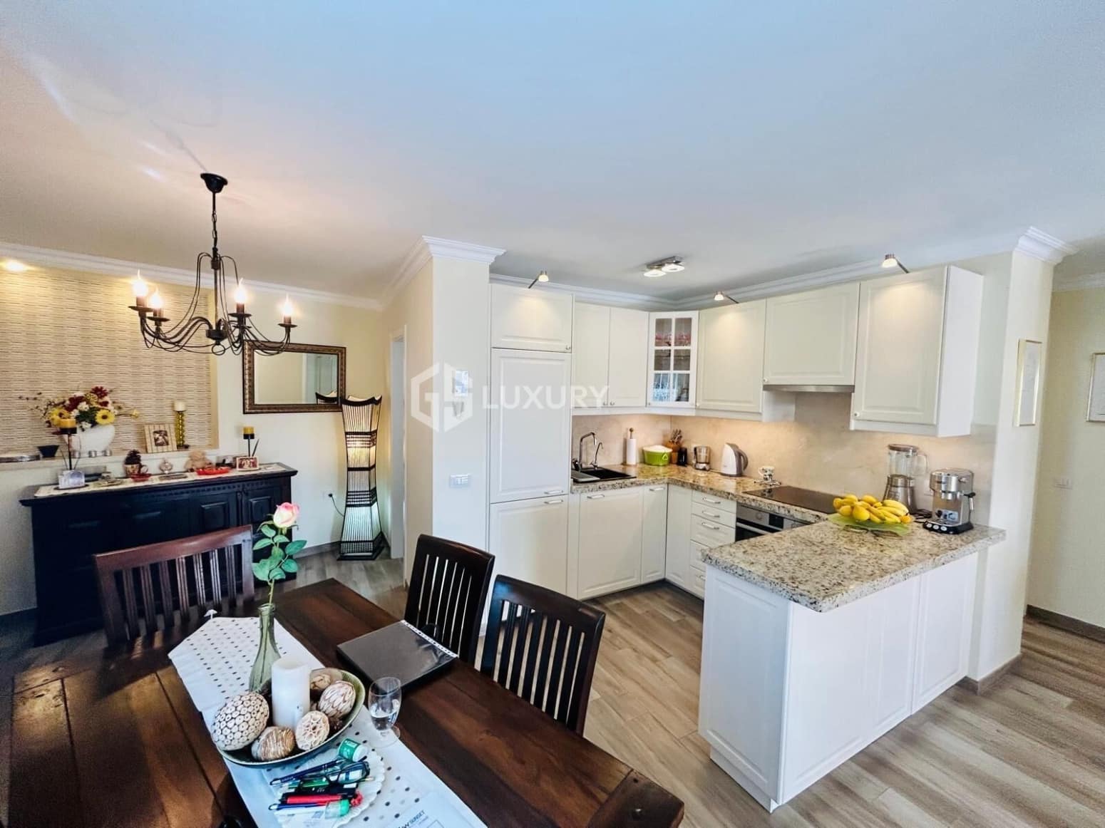 2 bedroom Flat for sale in Adeje - € 720,000 (Ref: 9676060)