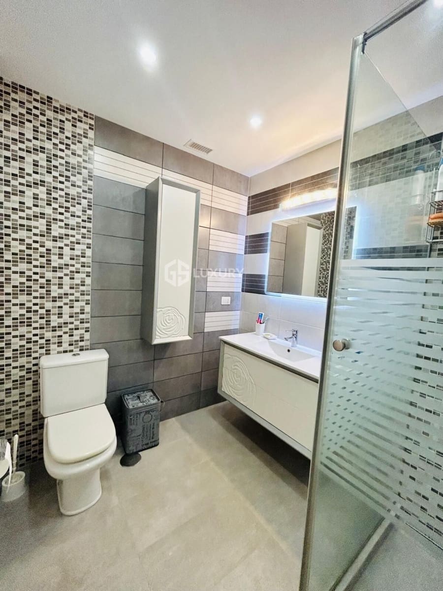 2 bedroom Flat for sale in Adeje - € 720,000 (Ref: 9676060)