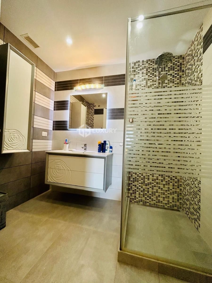 2 bedroom Flat for sale in Adeje - € 720,000 (Ref: 9676060)