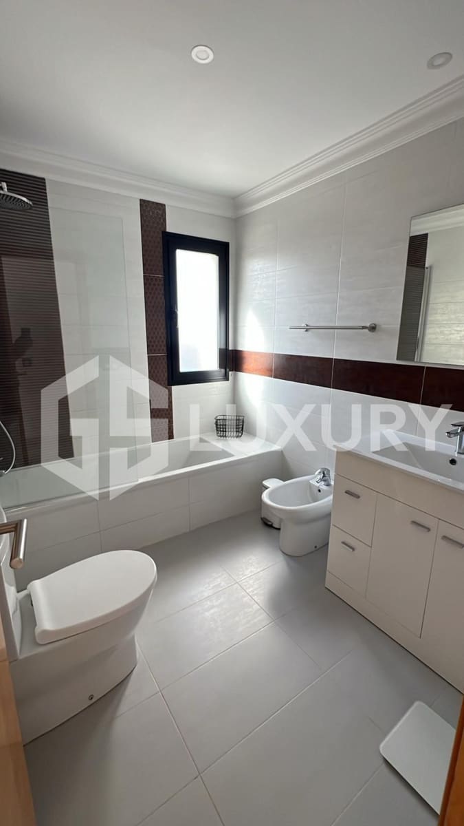 3 quarto Moradia para venda em Adeje com piscina garagem - 1 480 000 € (Ref: 9676062)