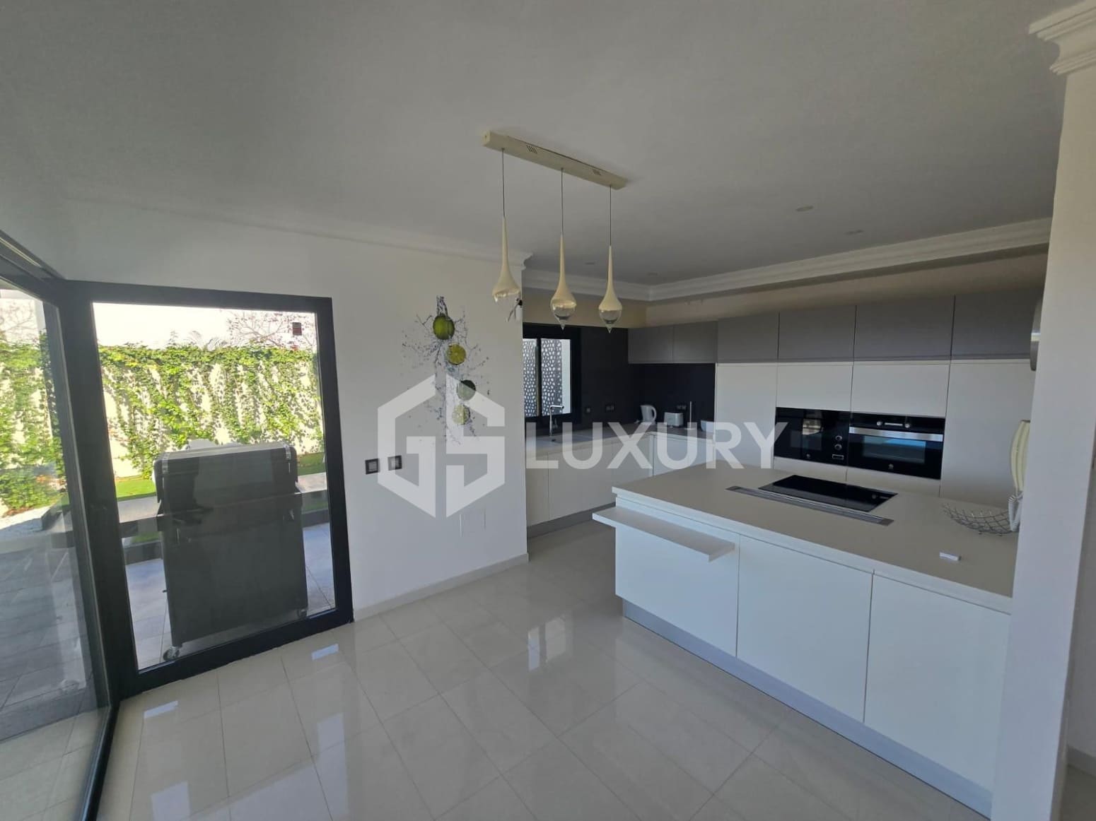3 quarto Moradia para venda em Adeje com piscina garagem - 1 480 000 € (Ref: 9676062)