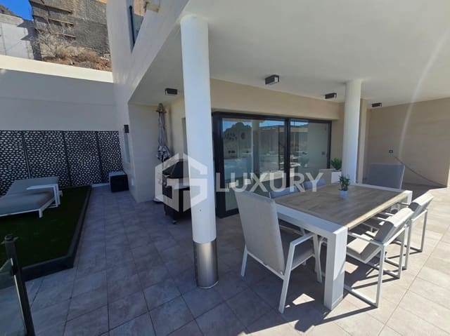 3 quarto Moradia para venda em Torviscas Centro y Alto, Adeje com piscina garagem - 1 480 000 € (Ref: 9676062)