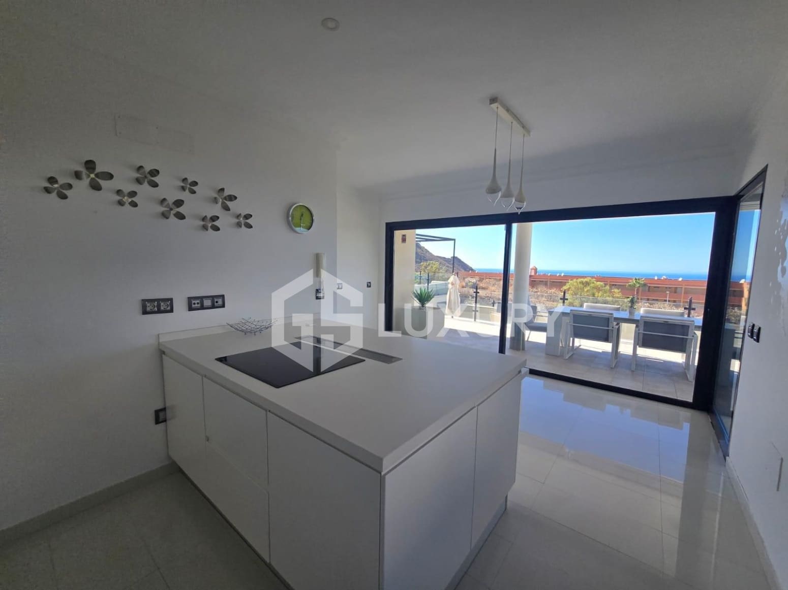 3 quarto Moradia para venda em Adeje com piscina garagem - 1 480 000 € (Ref: 9676062)