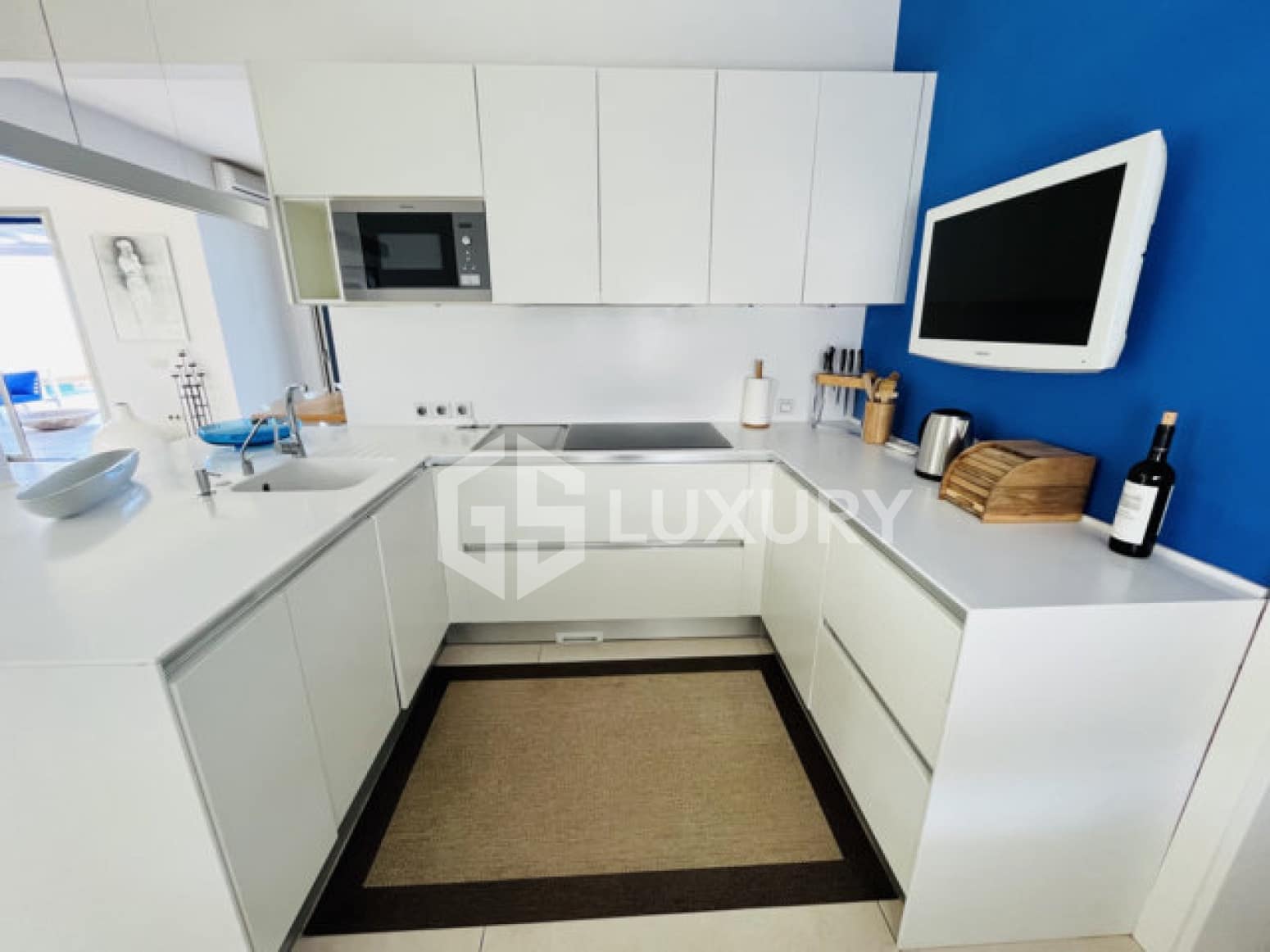 5 Zimmer Villa zu verkaufen in Adeje mit Pool Garage - 2.000.000 € (Ref: 9676063)