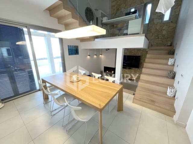 5 Zimmer Villa zu verkaufen in Torviscas Centro y Alto, Adeje mit Pool Garage - 2.000.000 € (Ref: 9676063)