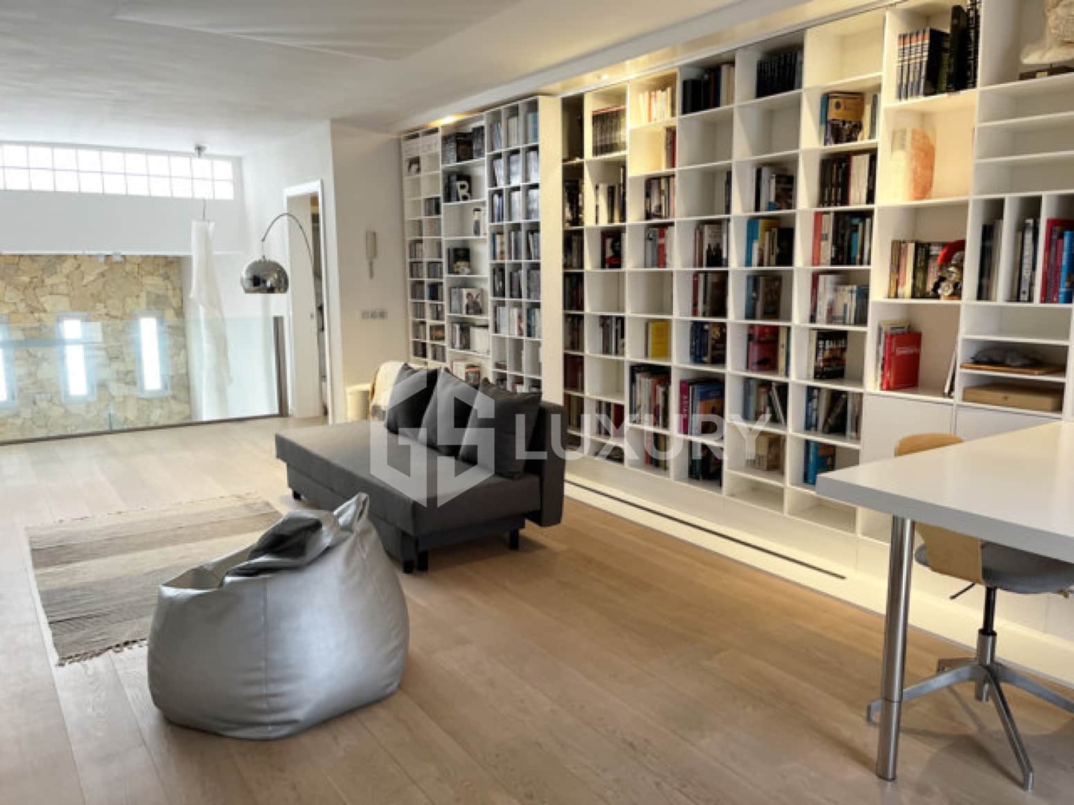 5 Zimmer Villa zu verkaufen in Adeje mit Pool Garage - 2.000.000 € (Ref: 9676063)