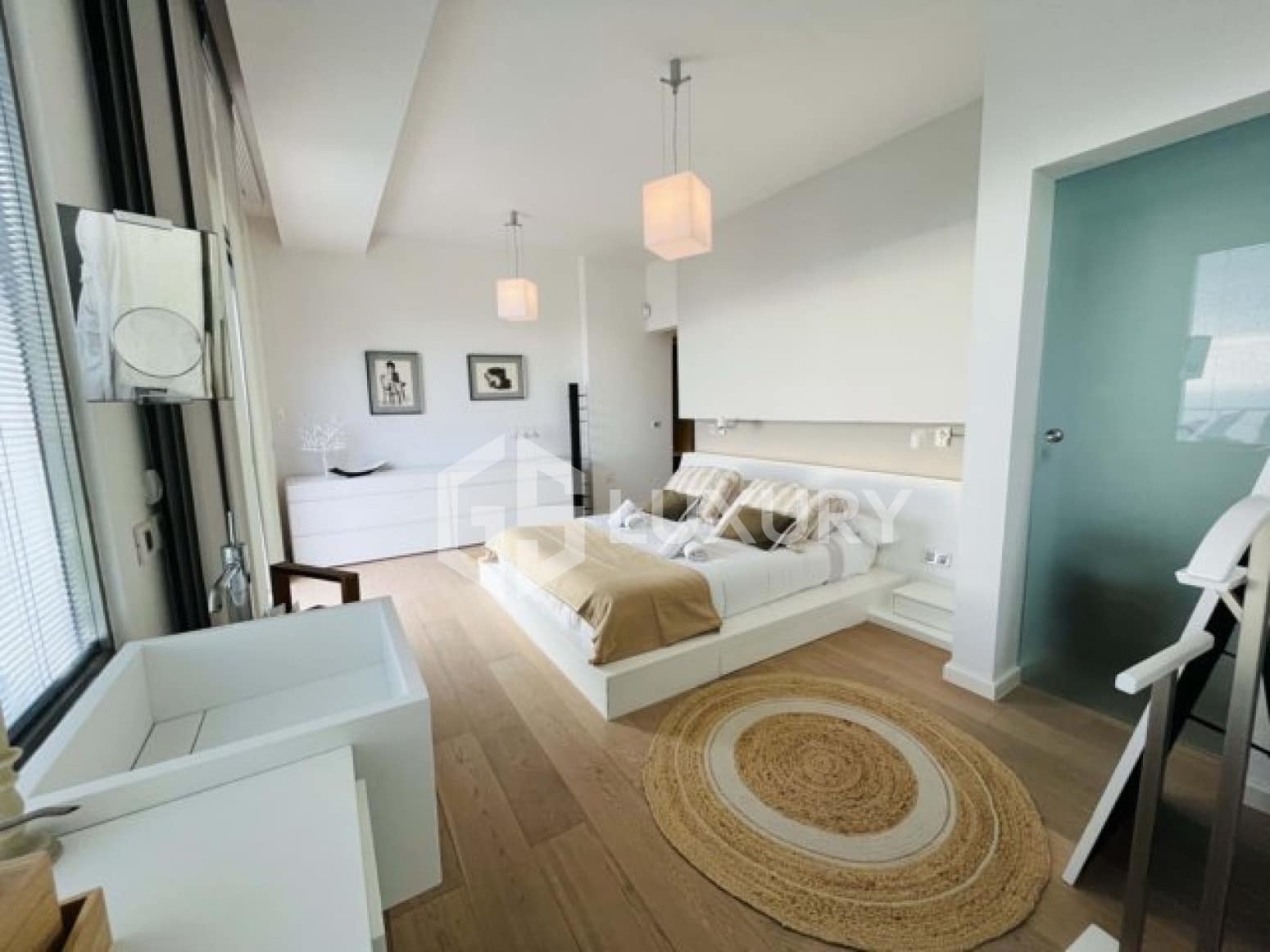 5 Zimmer Villa zu verkaufen in Adeje mit Pool Garage - 2.000.000 € (Ref: 9676063)