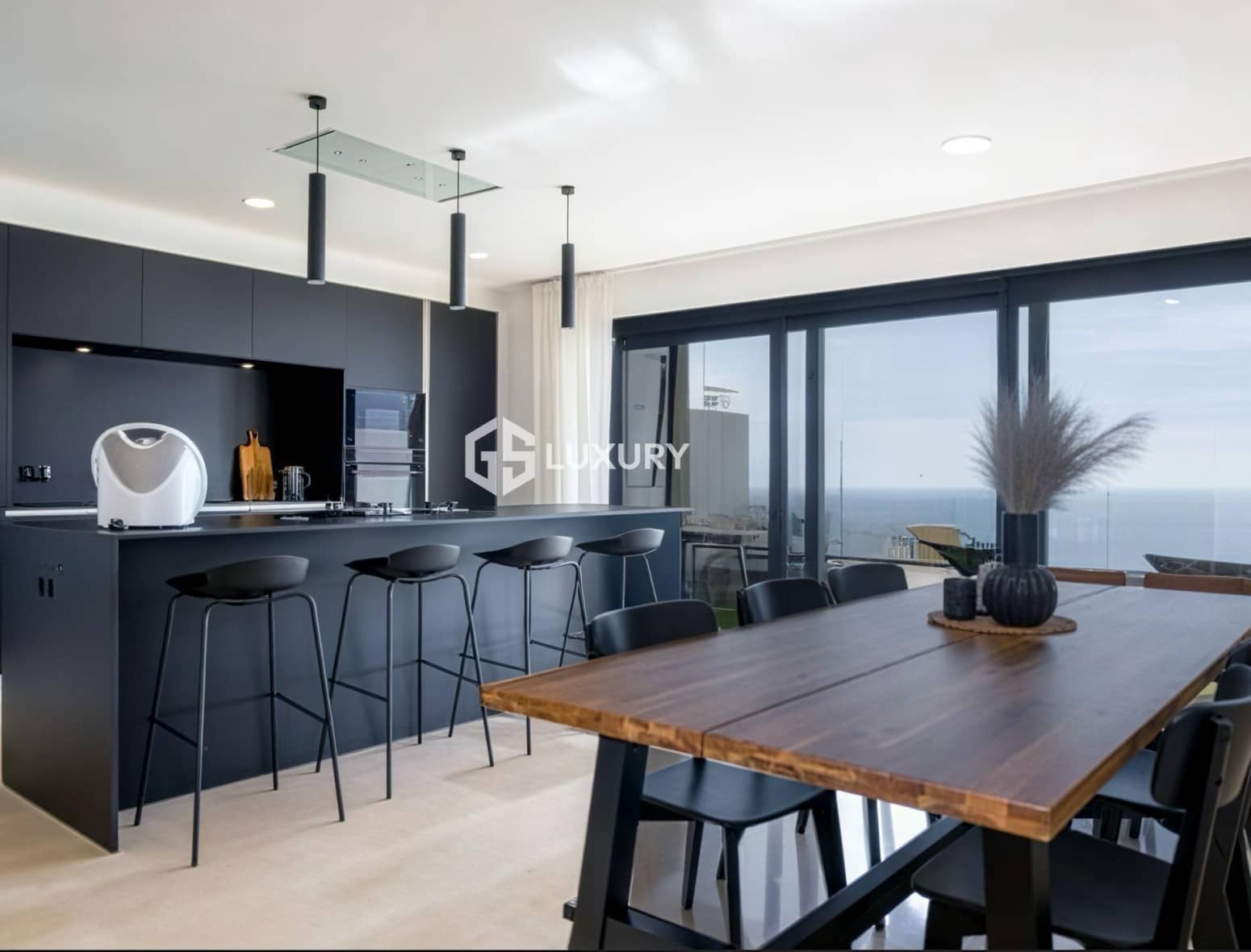 Chalet de 4 habitaciones en El Rosario en venta con garaje - 950.000 € (Ref: 9676065)