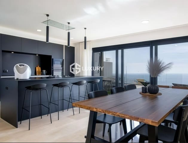 Chalet de 4 habitaciones en El Rosario en venta con garaje - 950.000 € (Ref: 9676065)