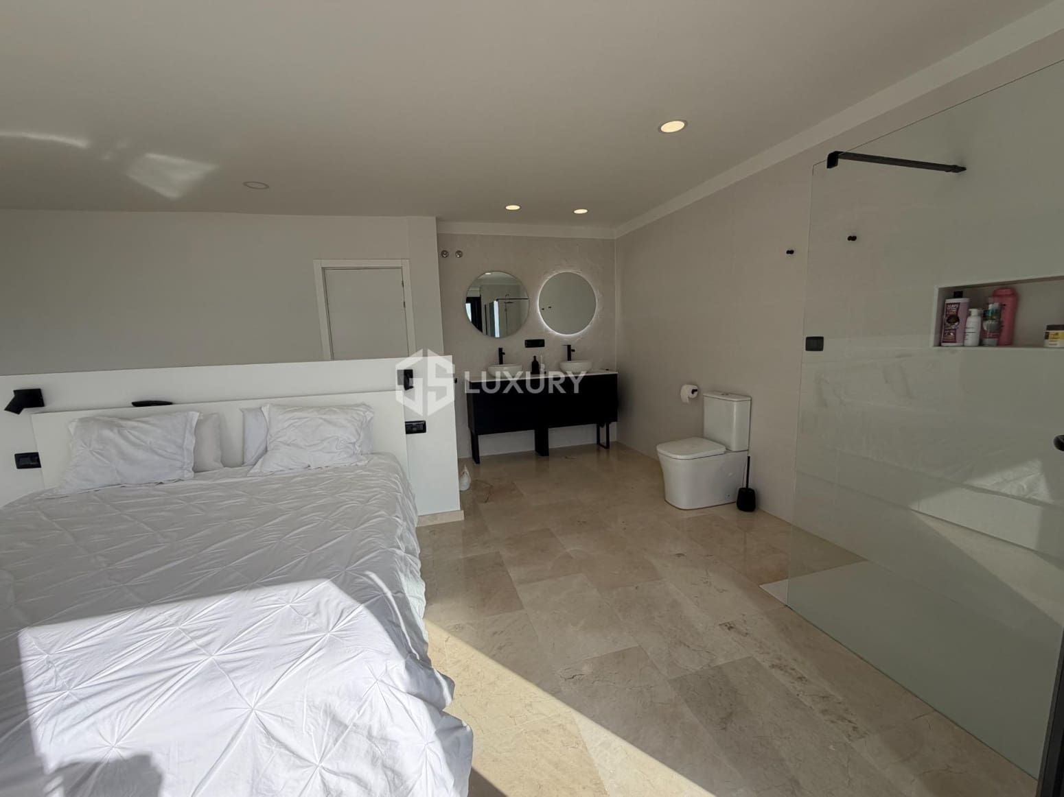 Chalet de 4 habitaciones en El Rosario en venta con garaje - 950.000 € (Ref: 9676065)