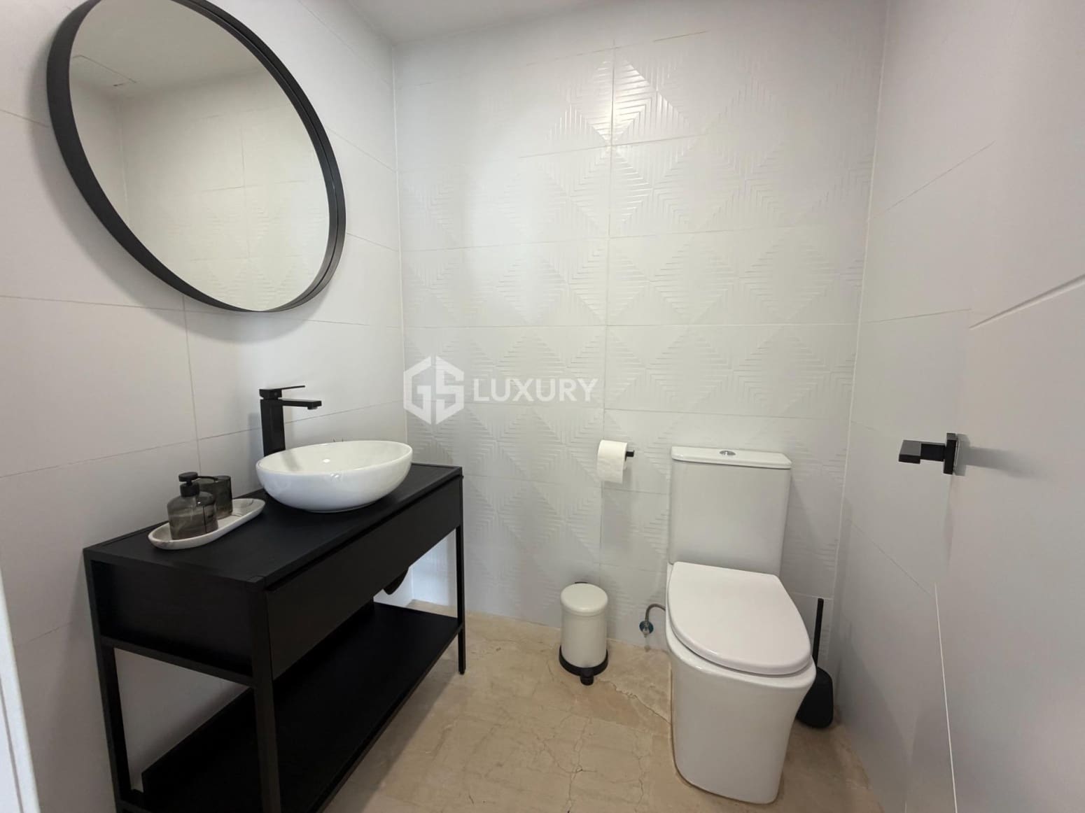 Chalet de 4 habitaciones en El Rosario en venta con garaje - 950.000 € (Ref: 9676065)