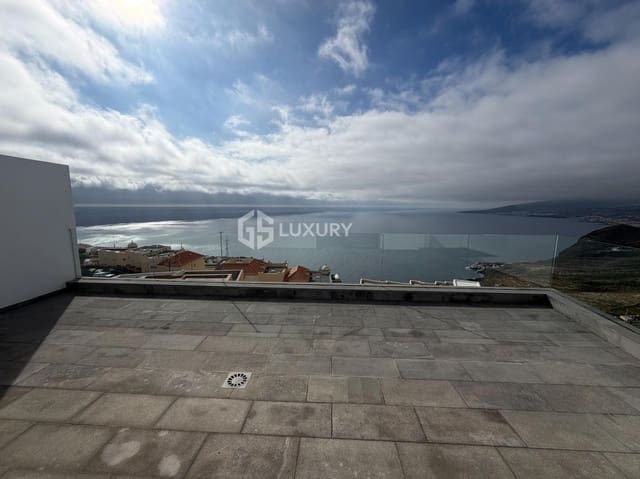 Chalet de 4 habitaciones en El Rosario en venta con garaje - 950.000 € (Ref: 9676065)