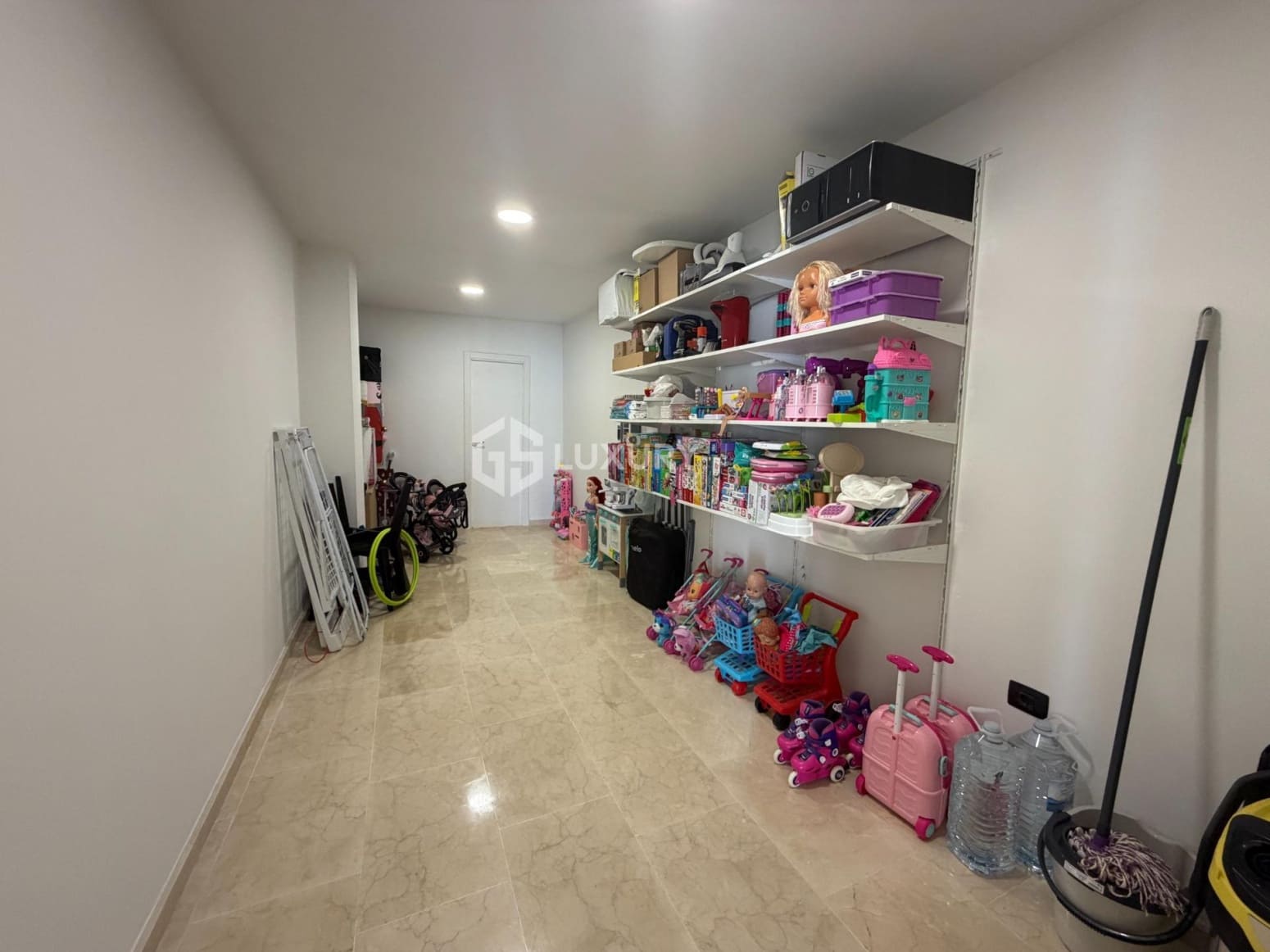 Chalet de 4 habitaciones en El Rosario en venta con garaje - 950.000 € (Ref: 9676065)