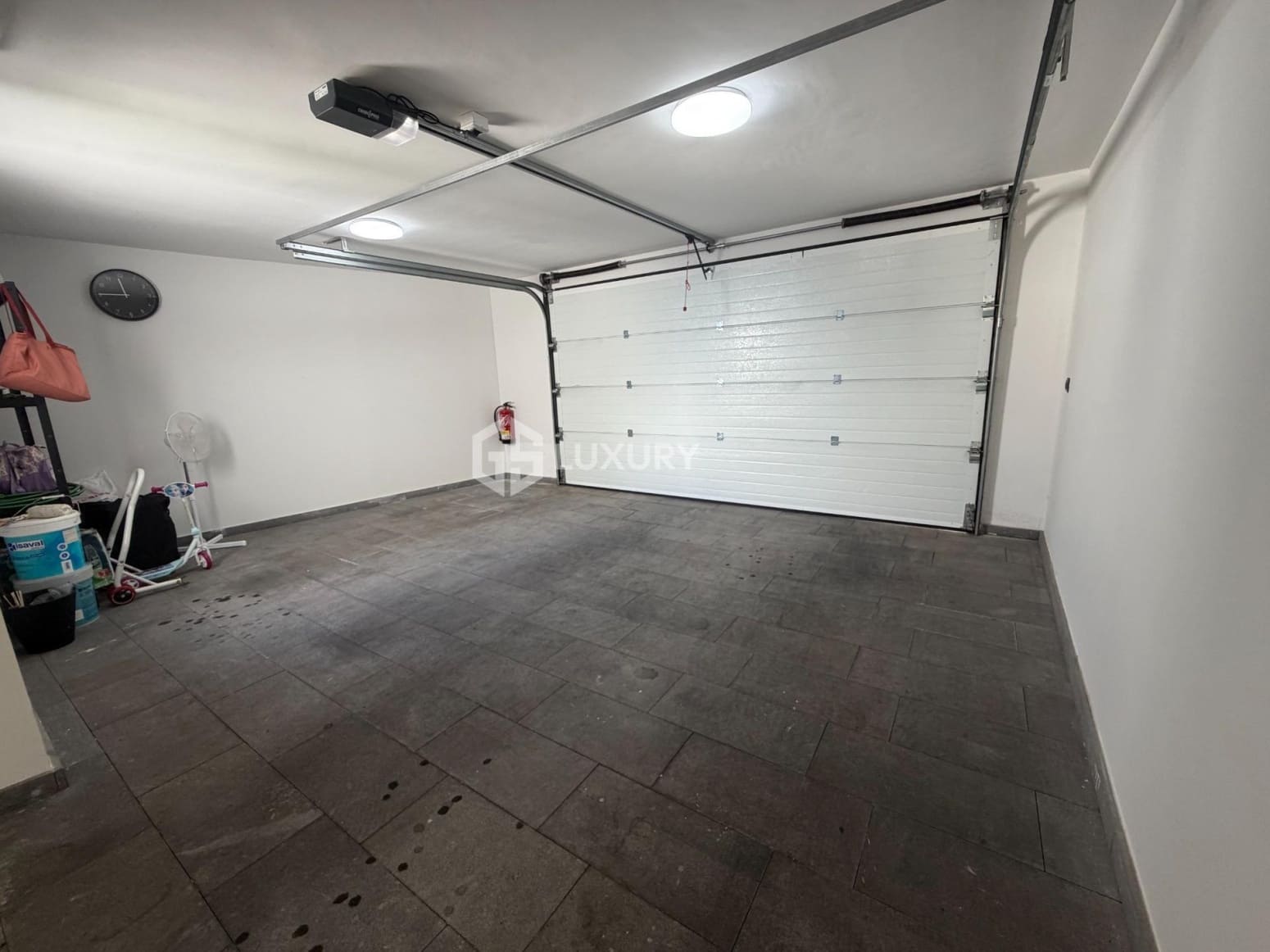 Chalet de 4 habitaciones en El Rosario en venta con garaje - 950.000 € (Ref: 9676065)