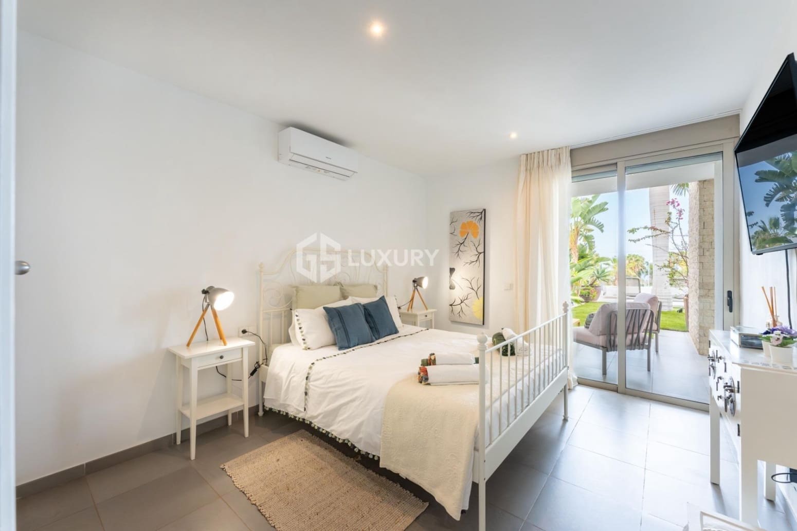 Chalet de 3 habitaciones en Adeje en venta con garaje - 1.690.000 € (Ref: 9676066)