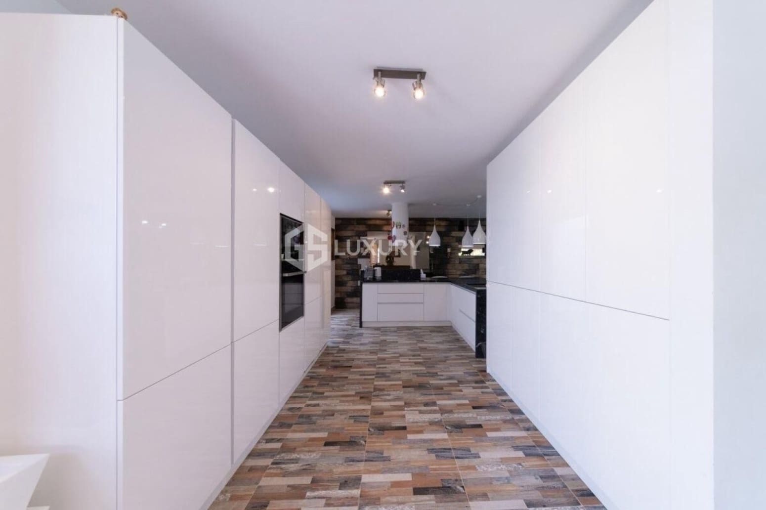 10 quarto Moradia para venda em Adeje com garagem - 2 500 000 € (Ref: 9676067)