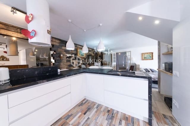 10 quarto Moradia para venda em Torviscas Centro y Alto, Adeje com garagem - 2 500 000 € (Ref: 9676067)