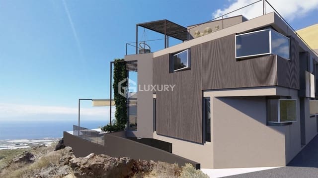 4 quarto Moradia para venda em Guía de Isora com garagem - 980 000 € (Ref: 9676070)