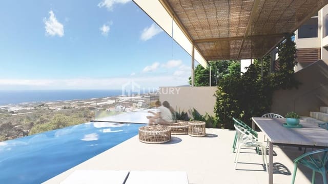 4 quarto Moradia para venda em Guía de Isora com garagem - 980 000 € (Ref: 9676070)