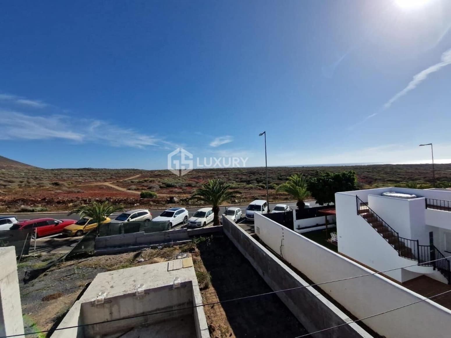 4 bedroom Villa for sale in Arona with garage - € 1,750,000 (Ref: 9676073)