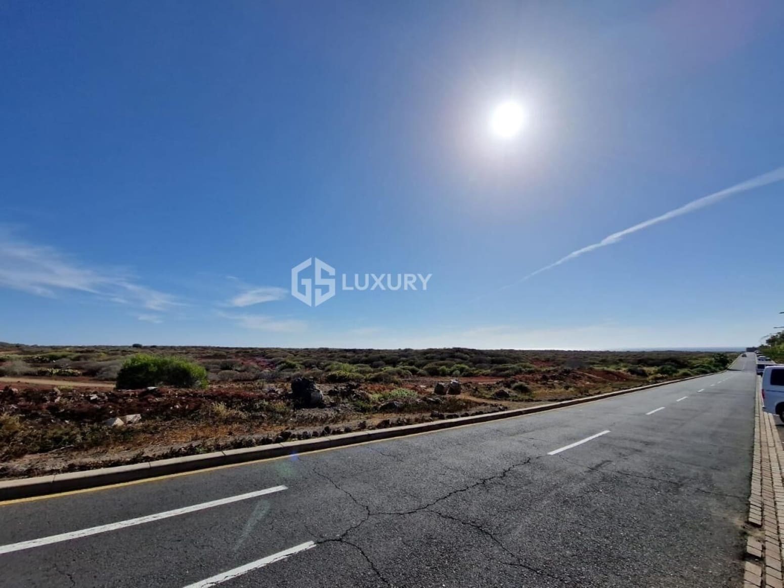 4 bedroom Villa for sale in Arona with garage - € 1,750,000 (Ref: 9676073)