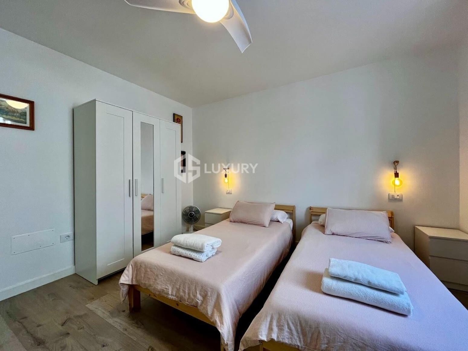 3 bedroom Villa for sale in Arona - € 720,000 (Ref: 9676074)