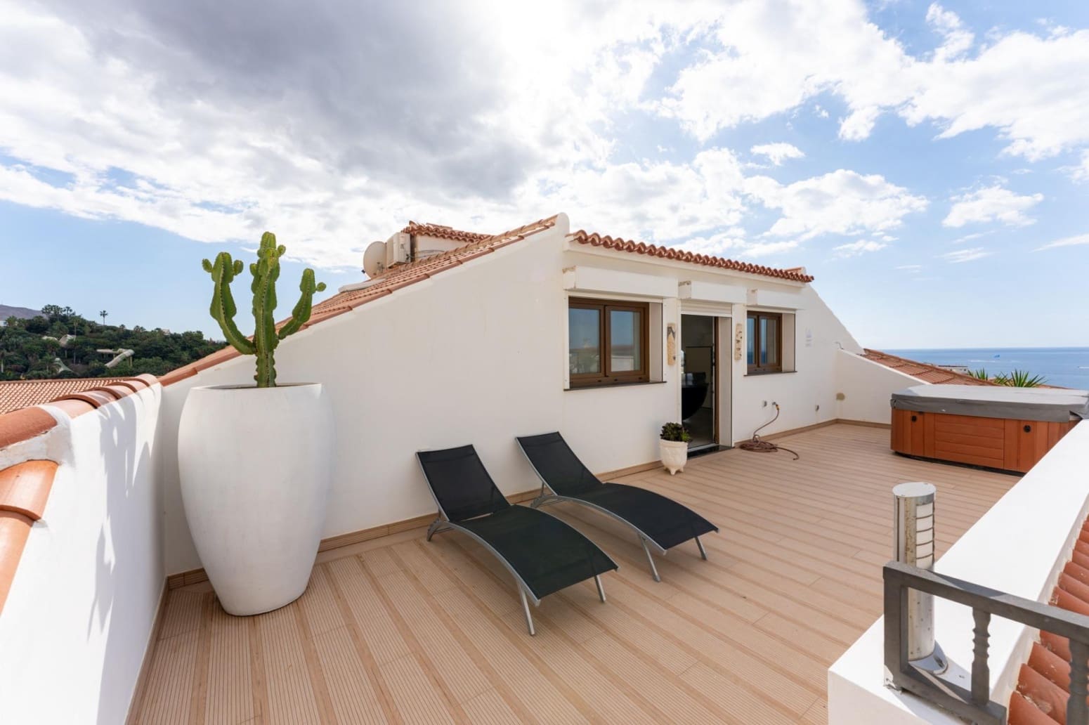 Chalet de 7 habitaciones en Adeje en venta con garaje - 1.600.000 € (Ref: 9676076)