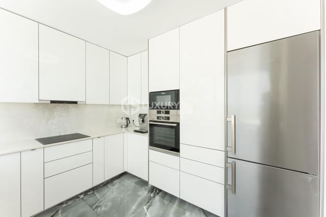 7 sypialnia Willa na sprzedaż w Playa del Duque, Adeje z garażem - 2 350 000 € (Ref: 9676077)