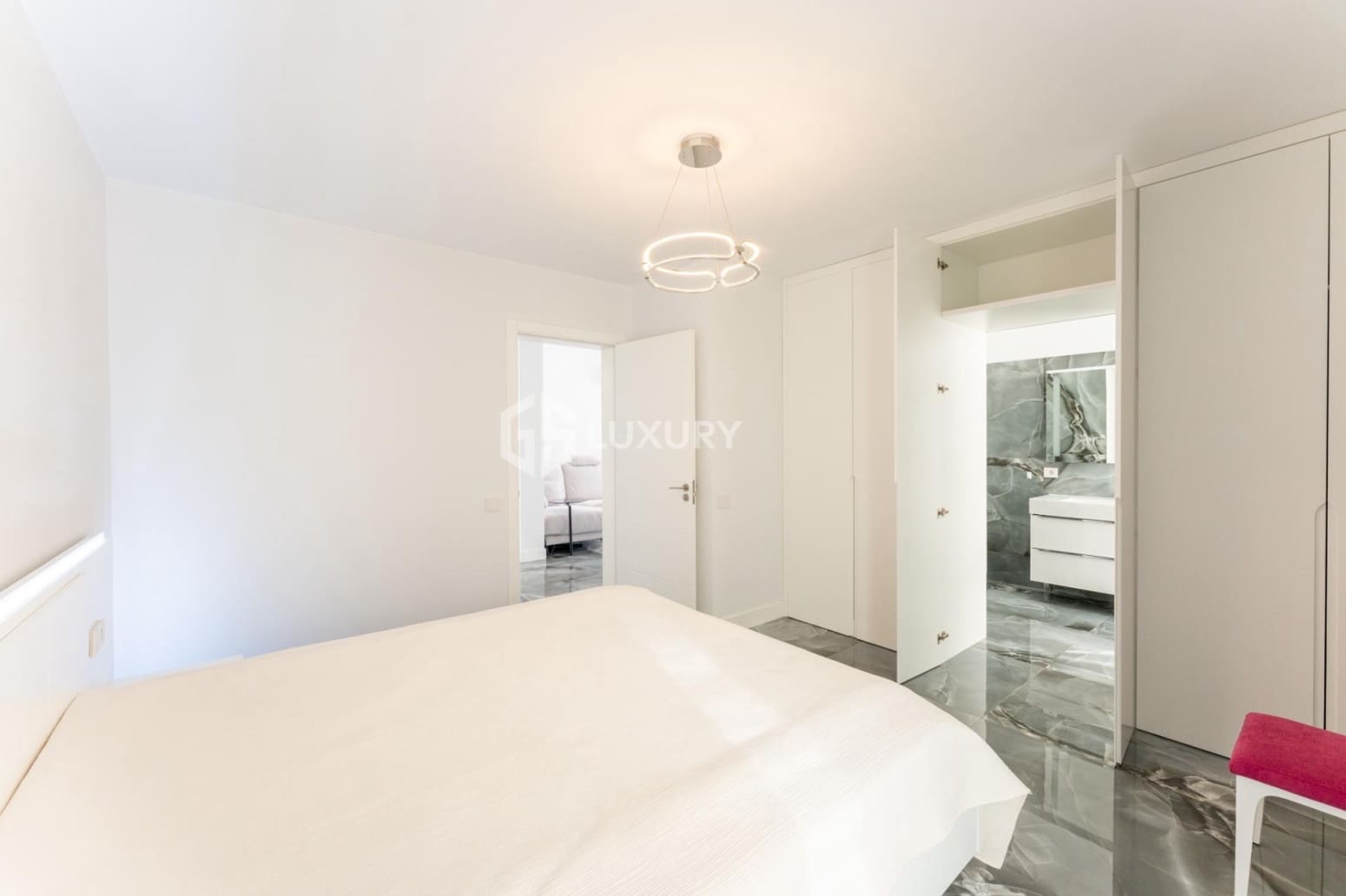 7 sypialnia Willa na sprzedaż w Adeje z garażem - 2 350 000 € (Ref: 9676077)