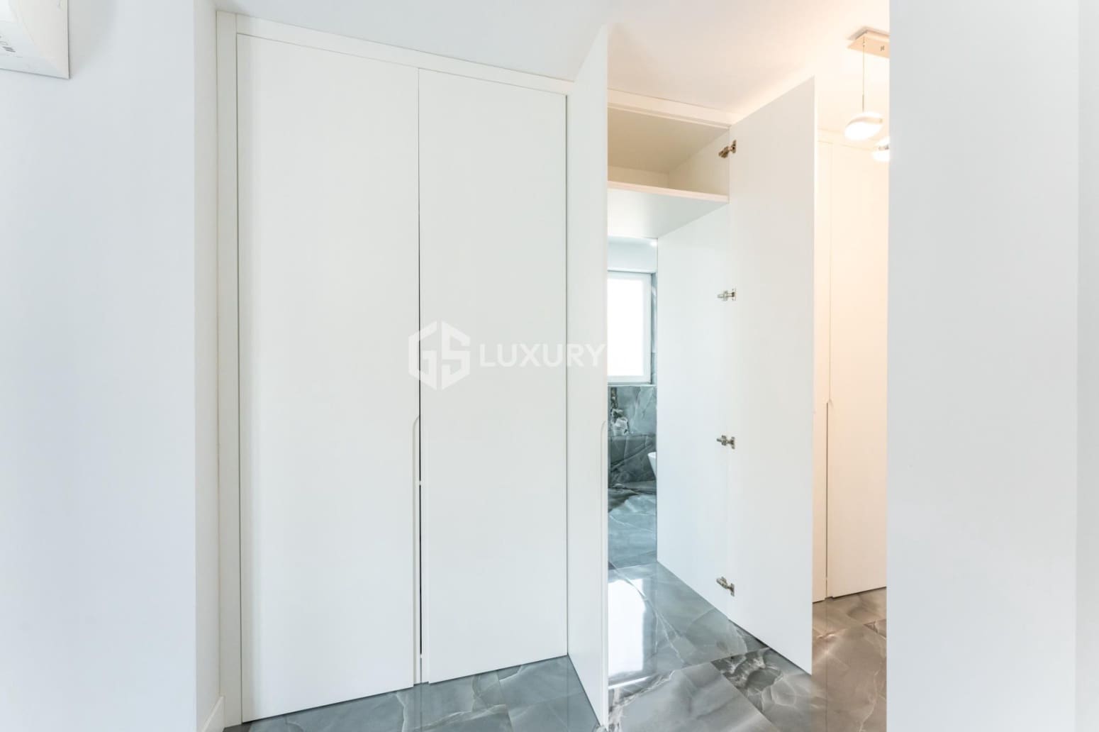 7 sypialnia Willa na sprzedaż w Adeje z garażem - 2 350 000 € (Ref: 9676077)