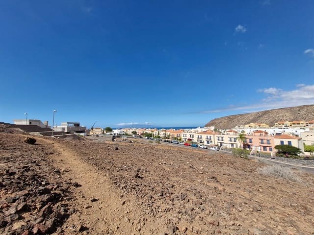 Building Plot for sale in Arona - € 1,600,000 (Ref: 9676079)